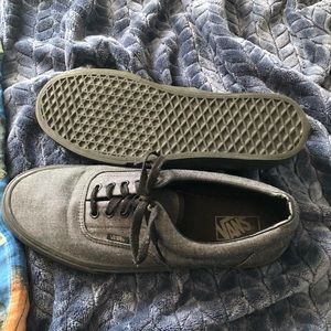 Gray & Black Vans Era Shoes 11.5